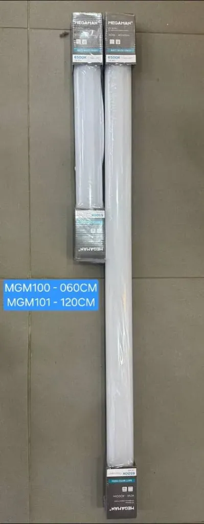 [MGM101] Reglette etanche led 120cm 40w Milo Megaman (20pcs/ct)
